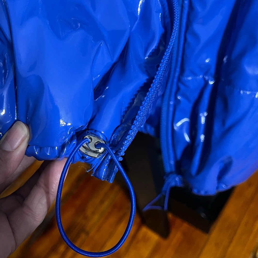 Blue Jacket - Picture 3 of 9